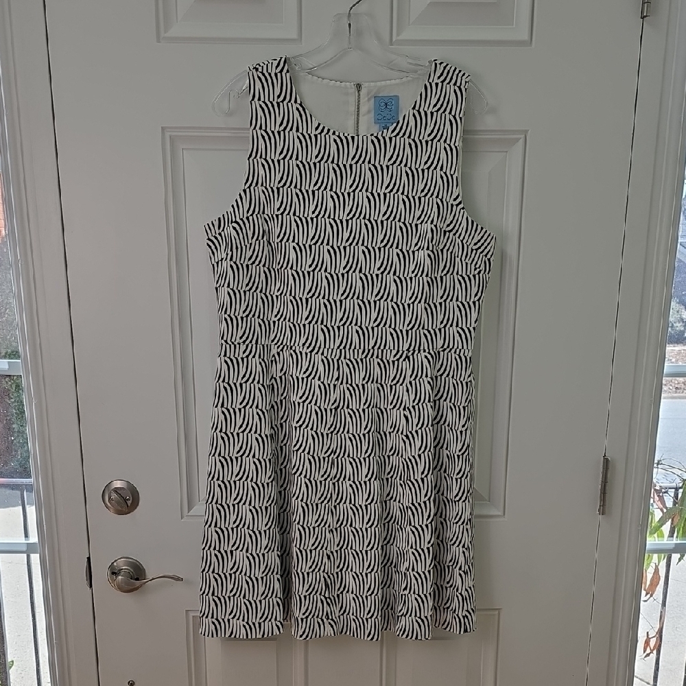 CeCe Black and White Abstract Stripe Cotton Dress. Size 14 - Picture 1 of 11